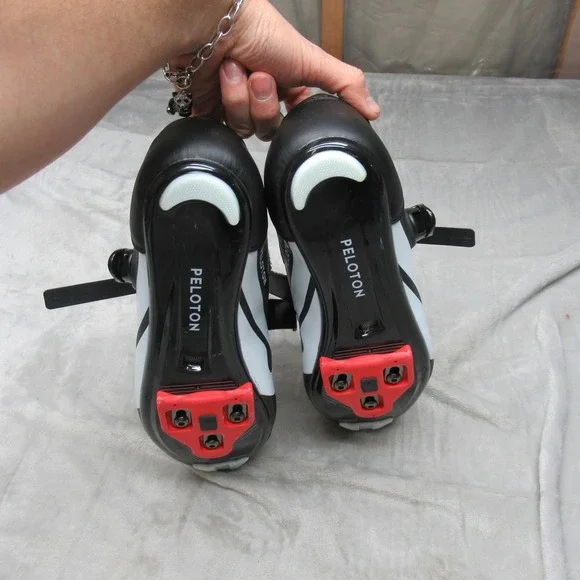 Peloton Mens Cycling Shoes 10 43EU Black 3 Bolt Cleats Road Bike MTB Biking New? - Picture 11 of 16